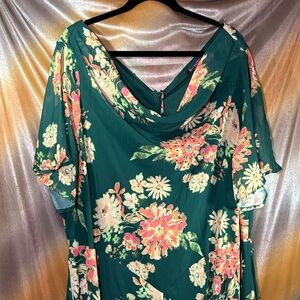 Roamans green and pink handkerchief hem sequins on‎ the front A3 size 30w